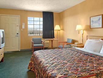 Days Inn By Wyndham Joelton/Nashville Room photo